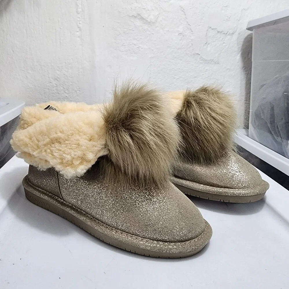Bearpaw Libby Suede Sheepskin Pom-pom Boots Glittery Pewter Womens Size 8